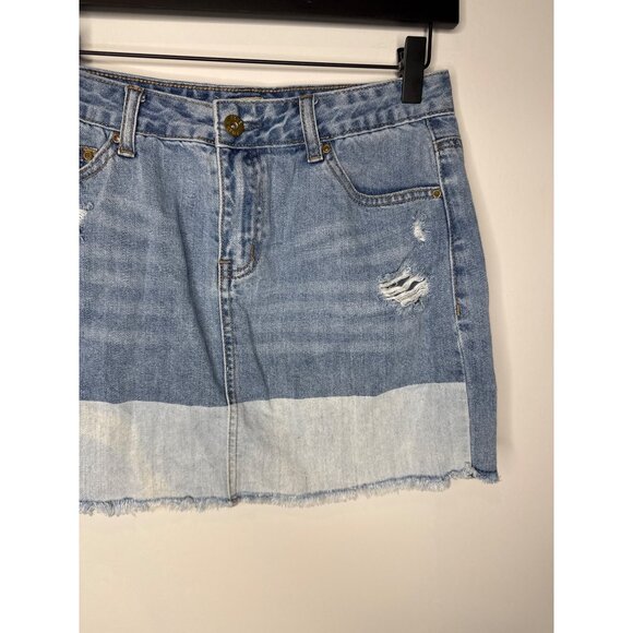 True Craft Skirt Womens Distressed Ripped Blue Denim Jean Mini Raw Hem Size 7 - Picture 3 of 11